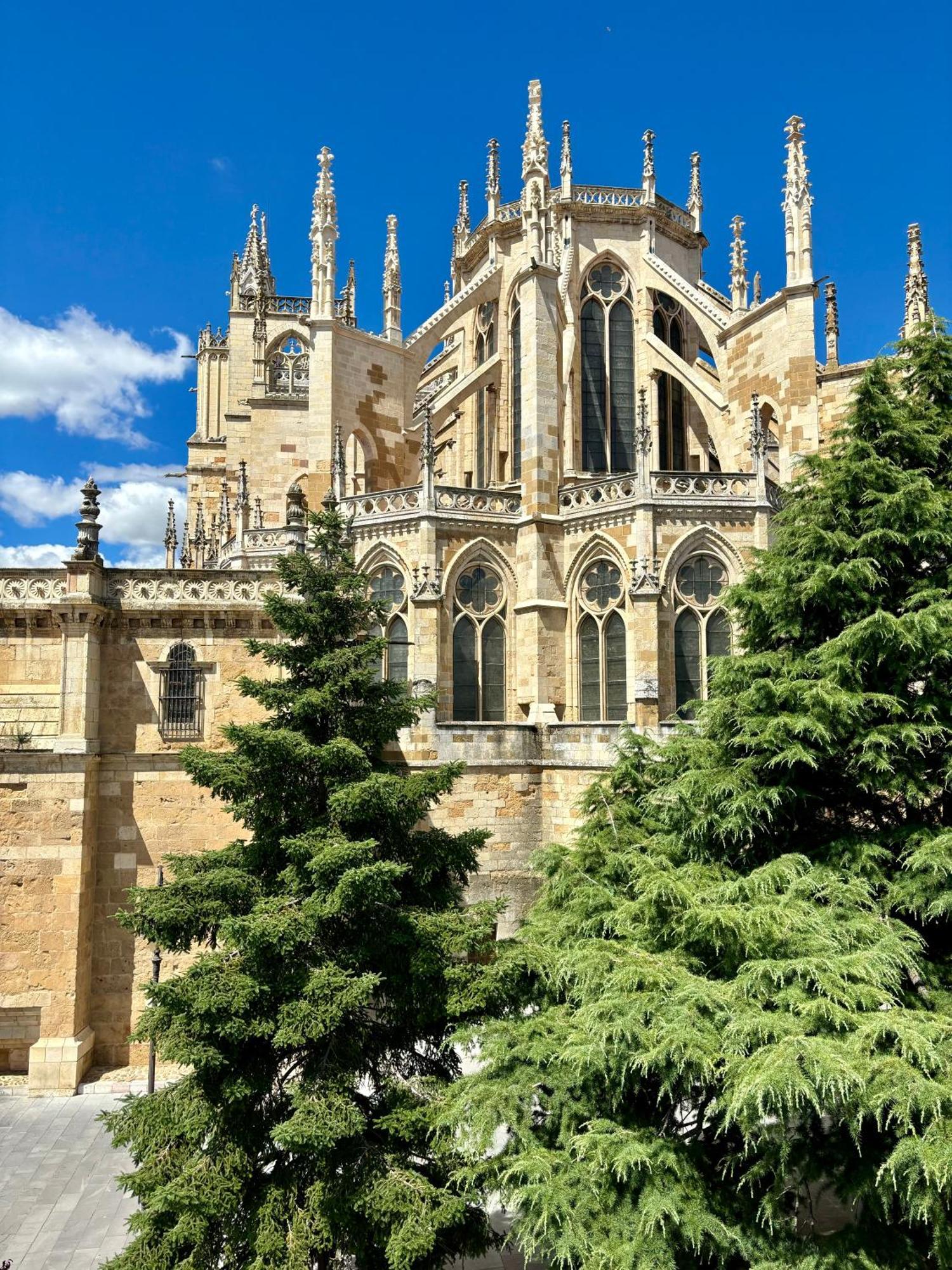 Suites La Catedral León Esterno foto